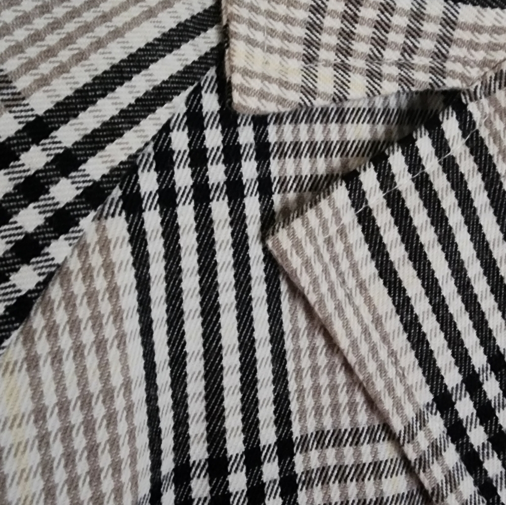 Plaid Jacket Size Medium NWT - Picture 5 of 7